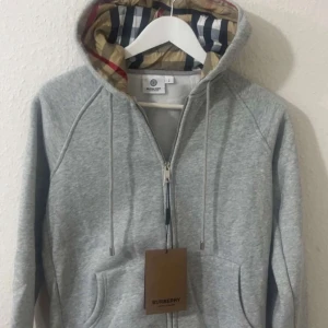 Kofta - Helt ny. Inte använd 