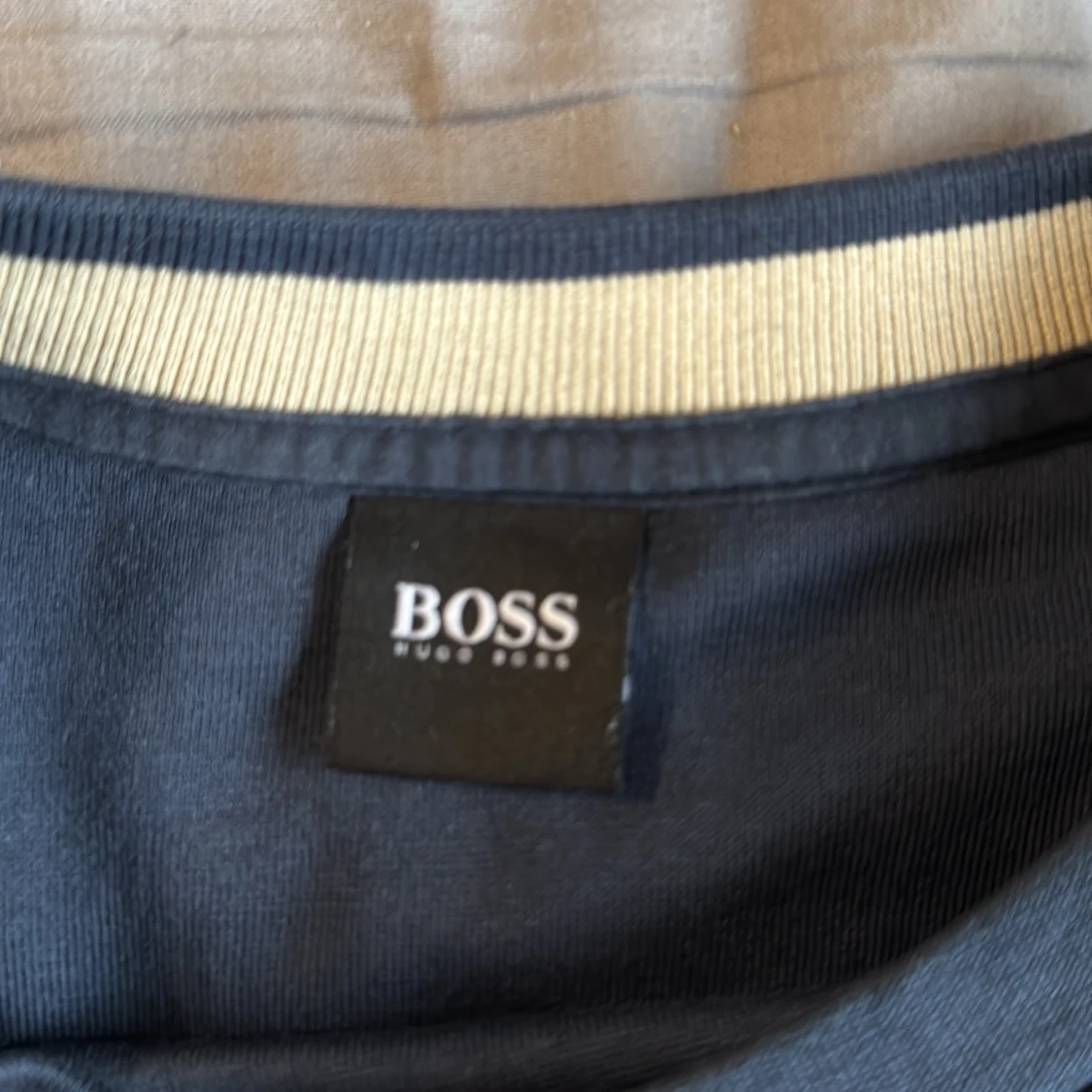 Mörkblå sweatshirt från Hugo Boss - 2