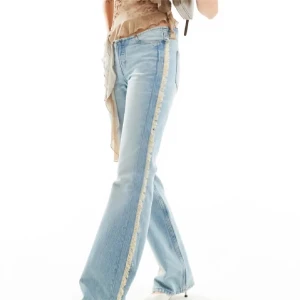 Coola jeans - Coola jeans från weekday💞 Säljer då de inte kommer till användning!