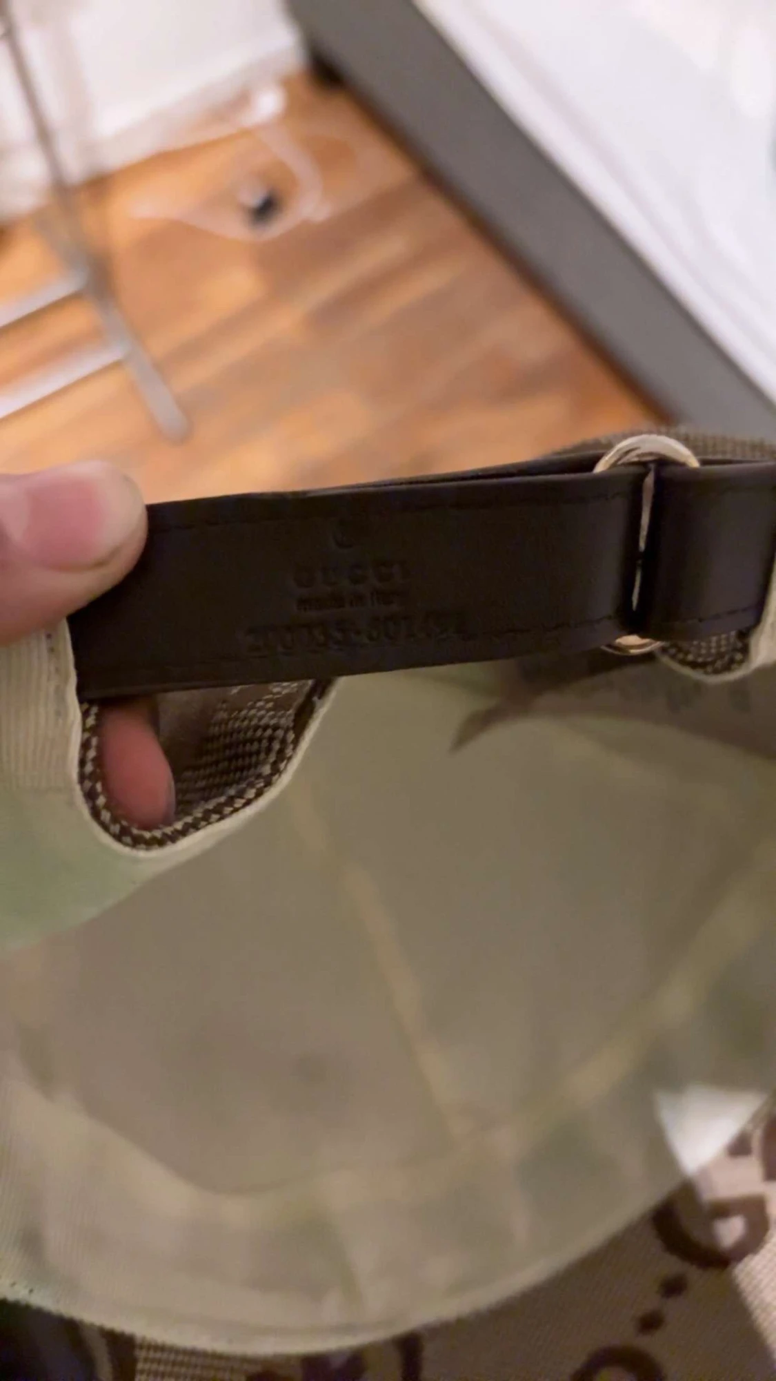 Beige Gucci keps med GG-mönster - 2