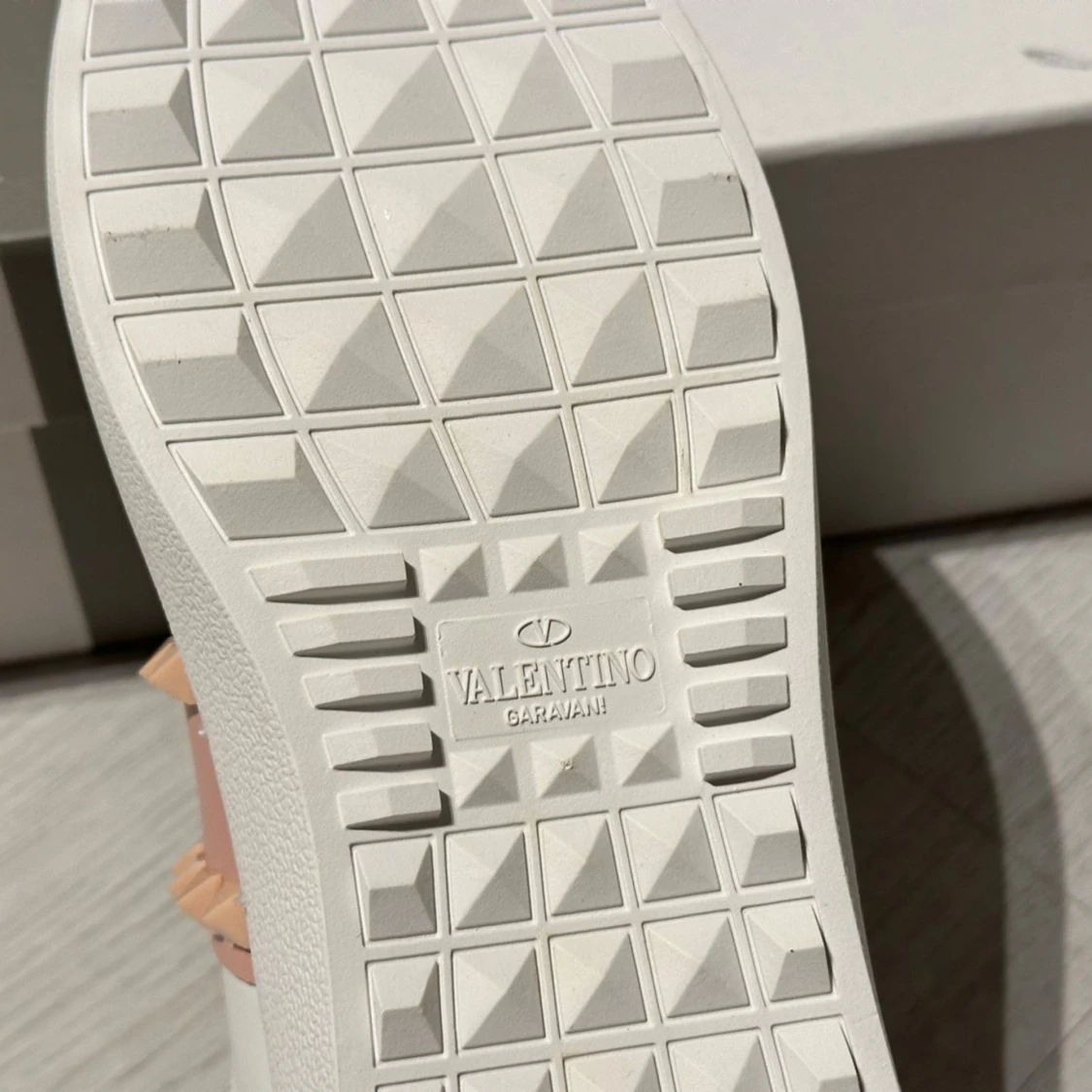 Valentino Rockstud sneakers vit/rosa - 3