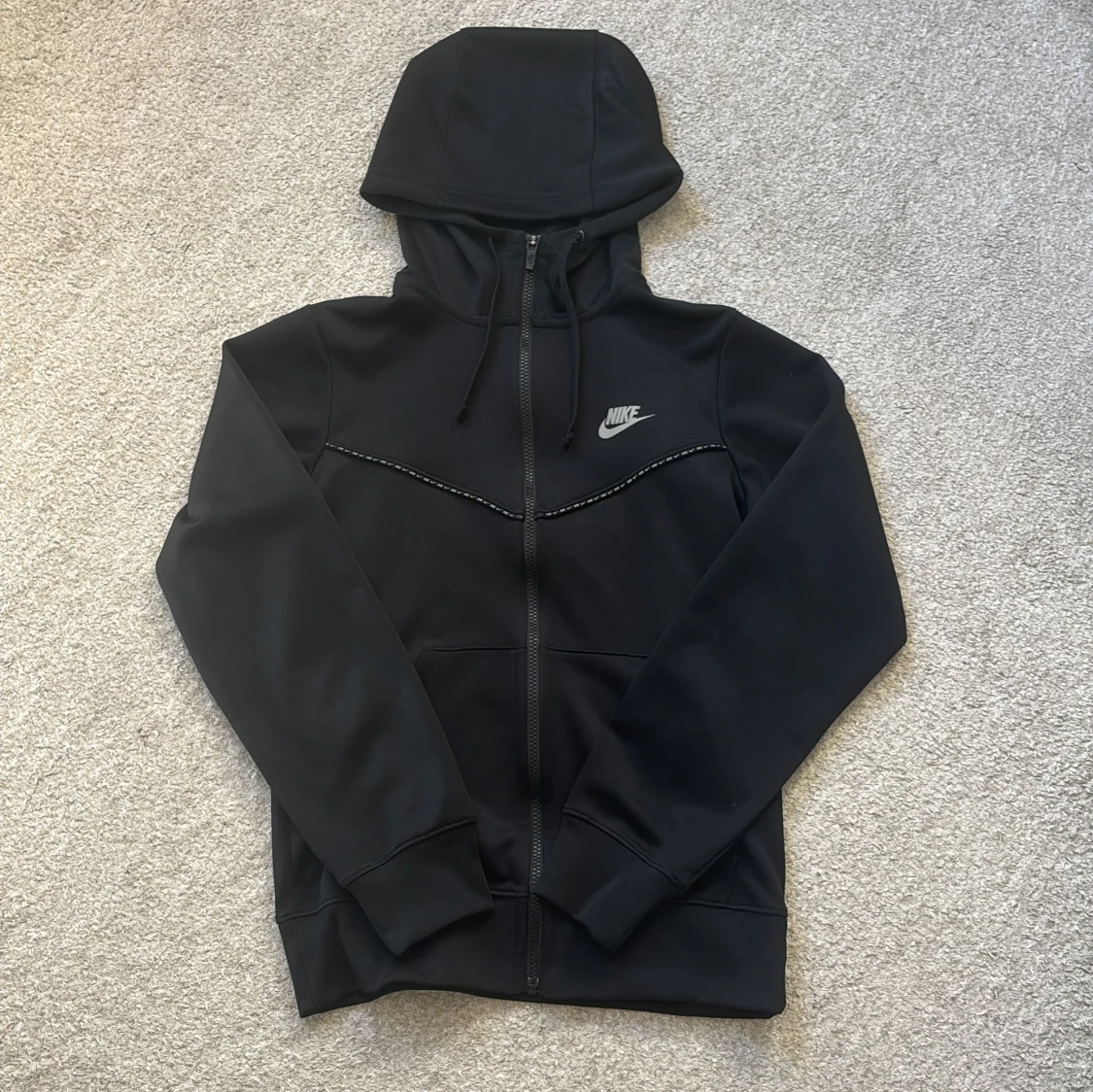 Svart Nike zip hoodie 