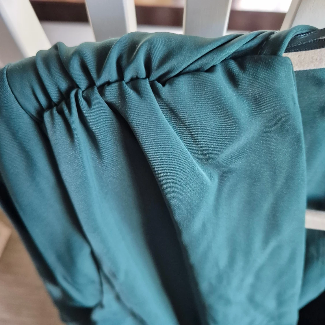 Grön långklänning  - 1