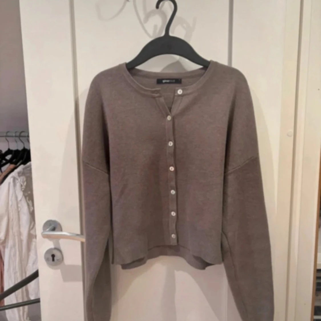 Brun kofta från Gina Tricot - 1