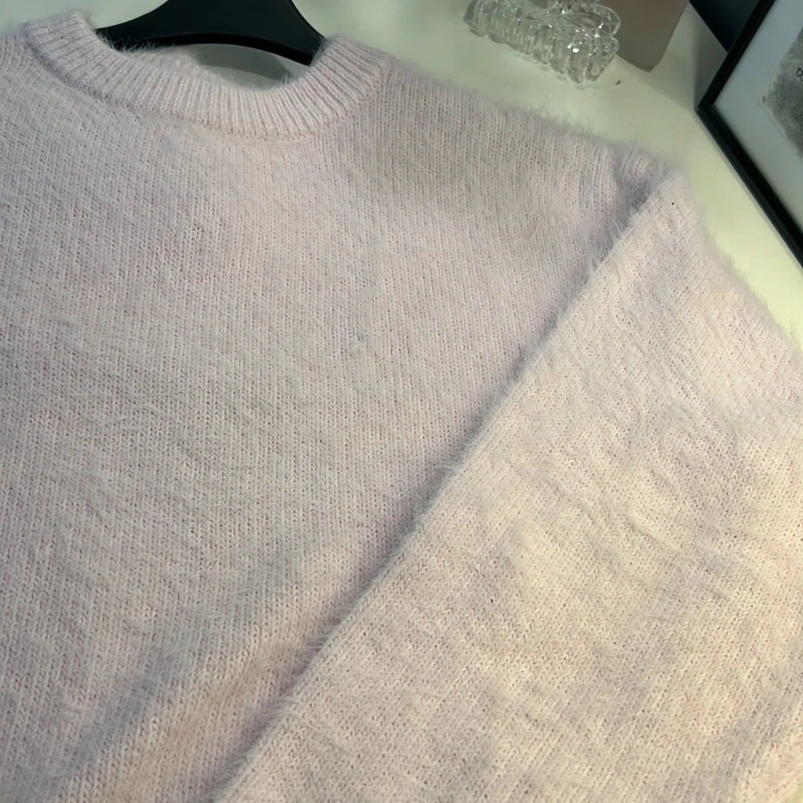 Ljusrosa fluffig stickad tröja - 1