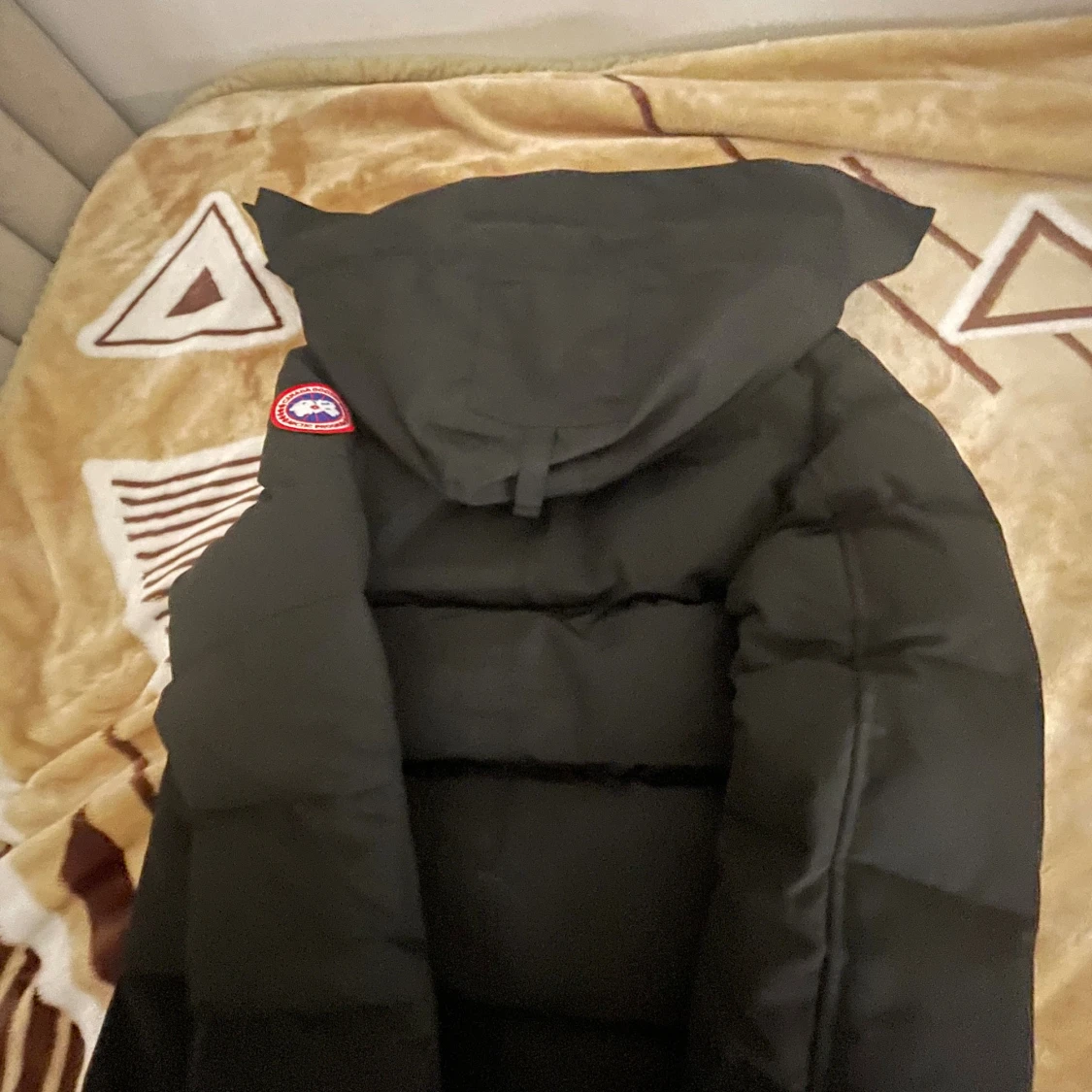 Svart dunjacka från Canada Goose S - 2