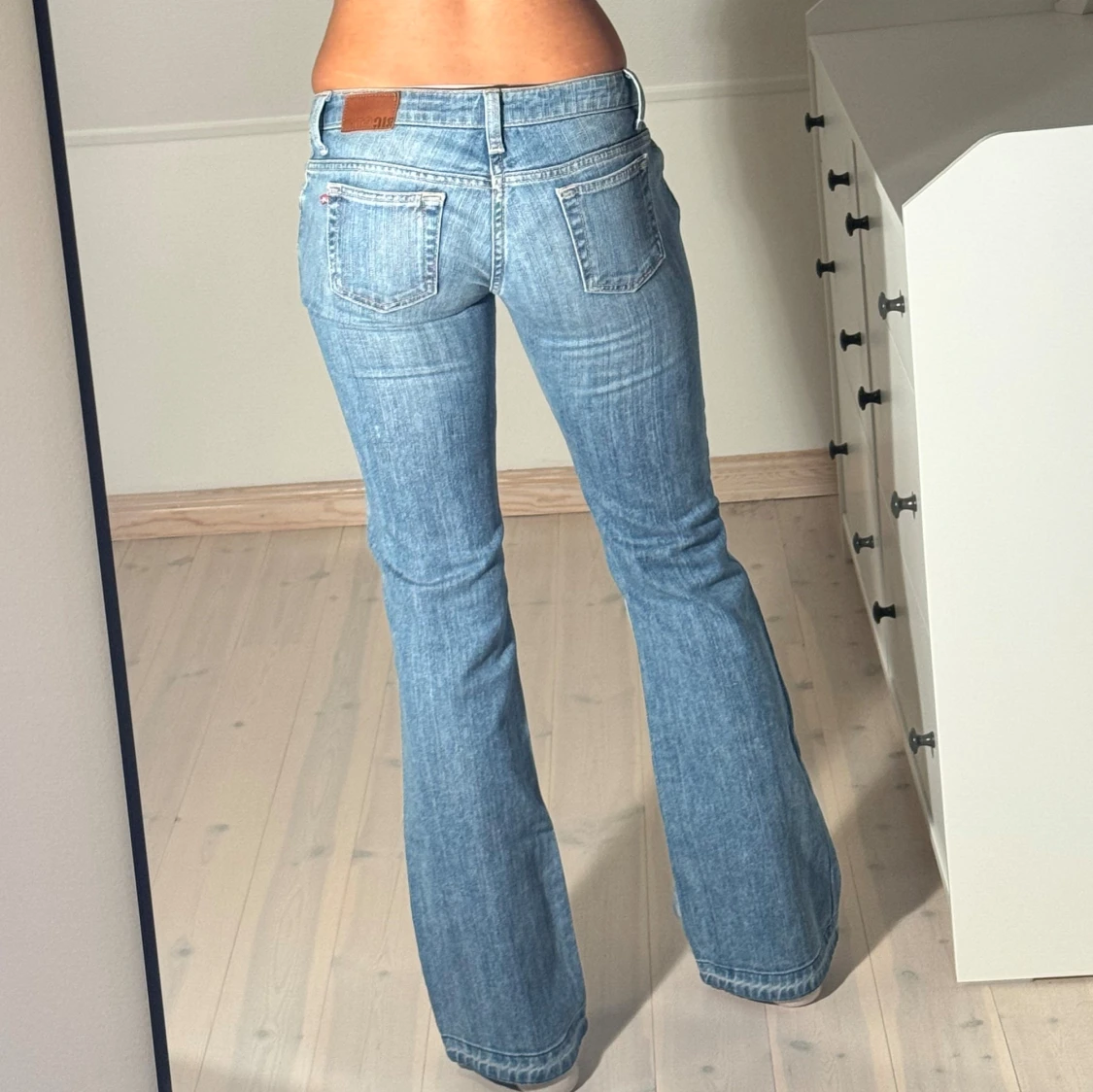 Low bootcut jeans  - 3
