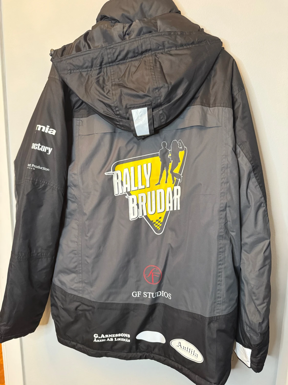 Fodrad vinterjacka från filmen Rally brudar - 1