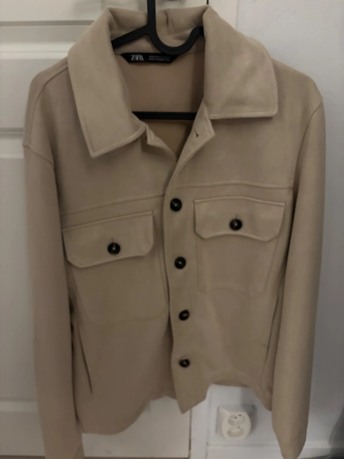 Beige mocka overshirt från Zara