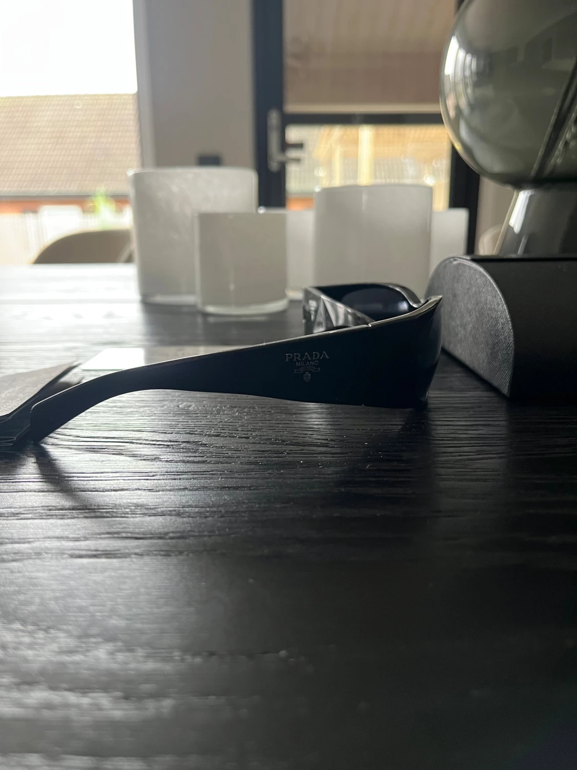 Svarta solglasögon från Prada - 3