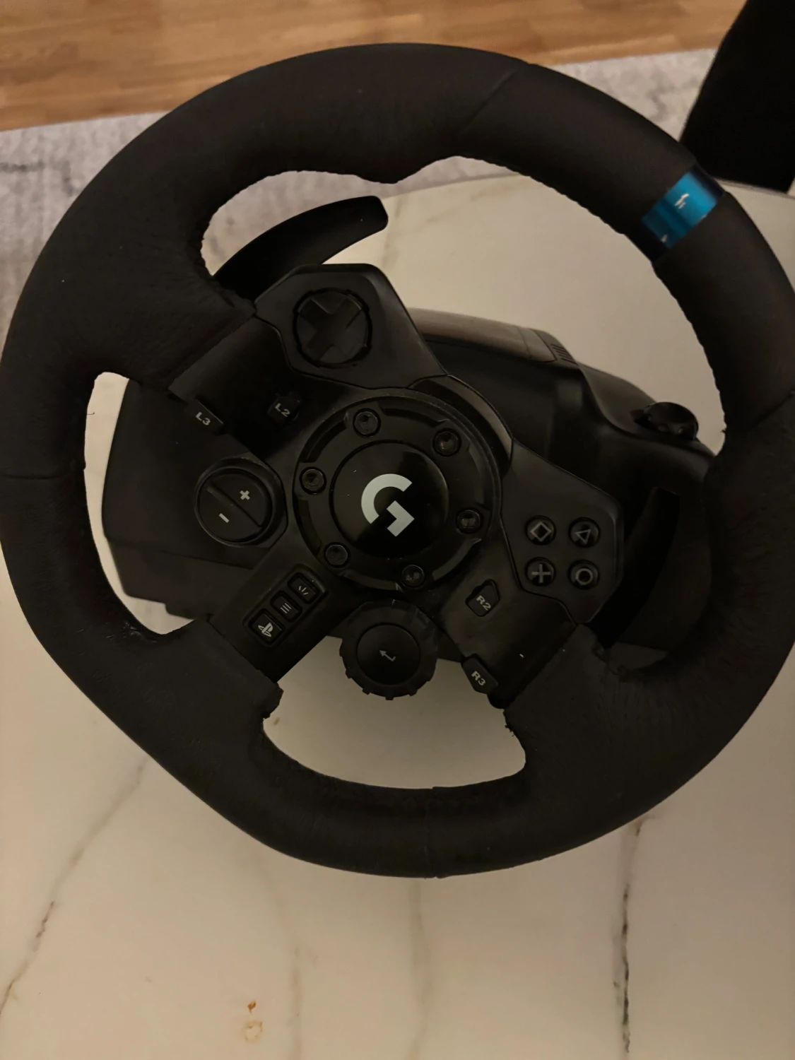 Logitech G923 Racing Wheel and Pedals - 3