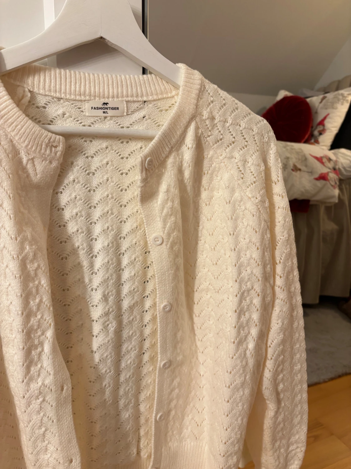 Vit stickad kofta från Fashiontiger - 2