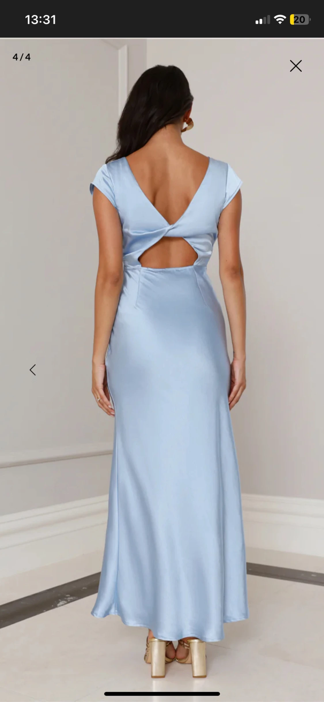 Ljusblå klänning - 1