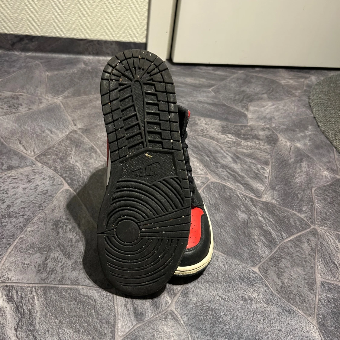 Säljer mina Jordan 1 mid - 2