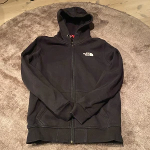 North face hoodie - Fint skick. Hoodie från north face. Storlek s