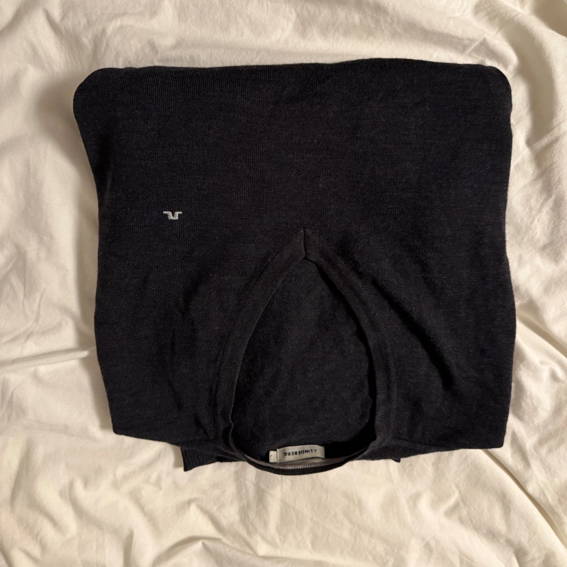 Svart stickad tröja från J.Lindeberg - 1