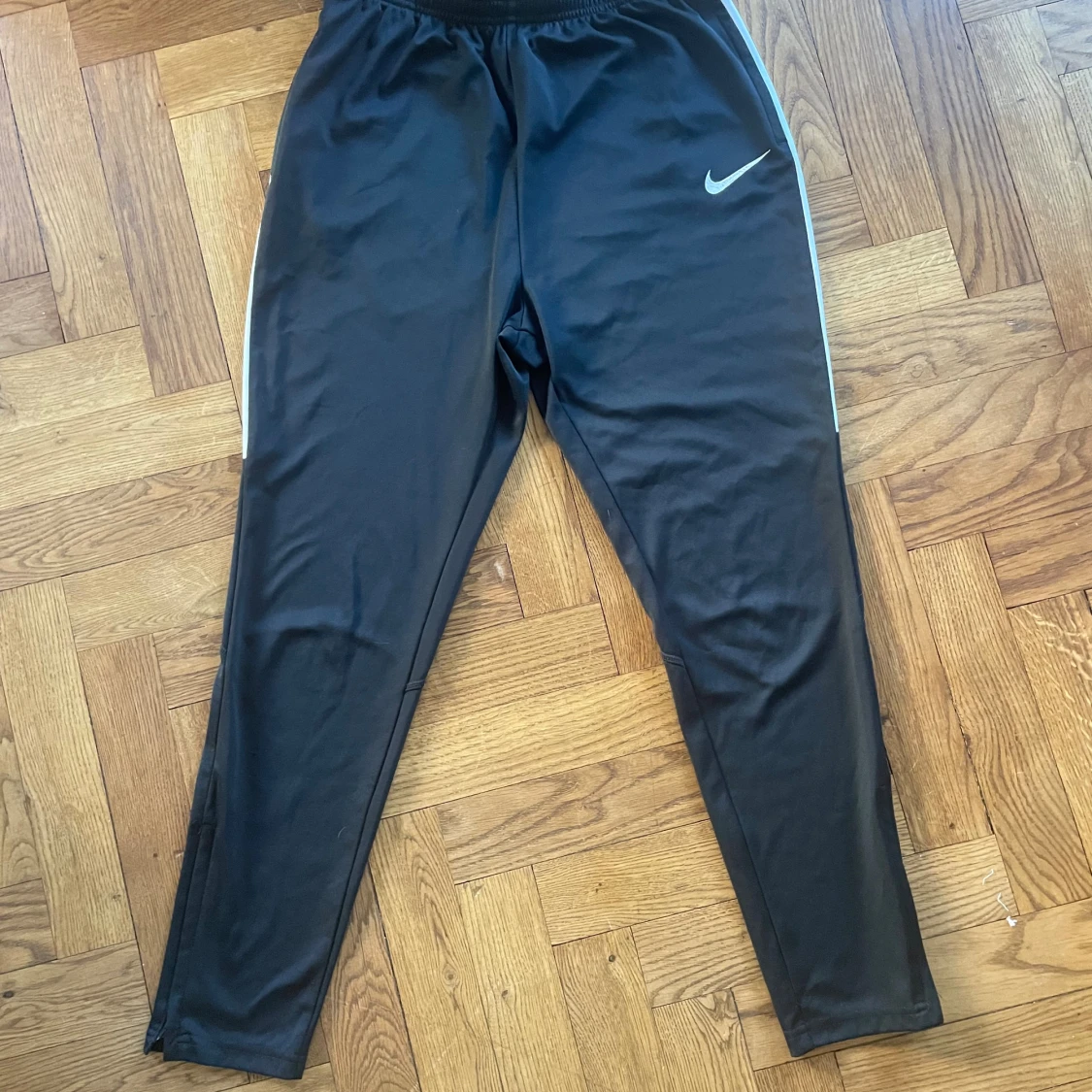 Nike Dri-Fit svarta träningsbyxor XL