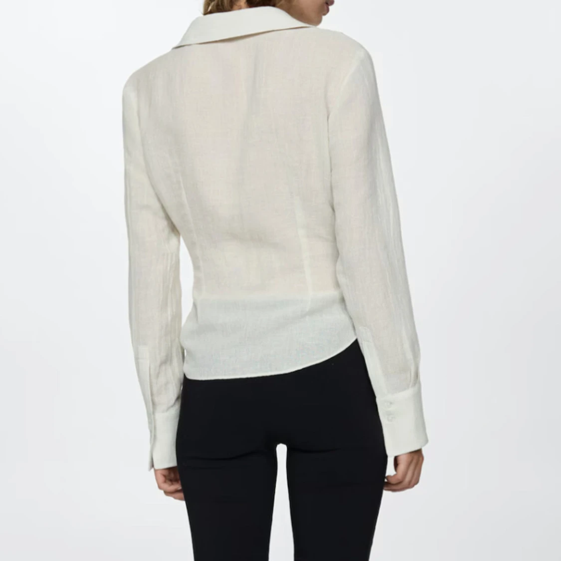 Linneskjorta med draperad detalj - 1