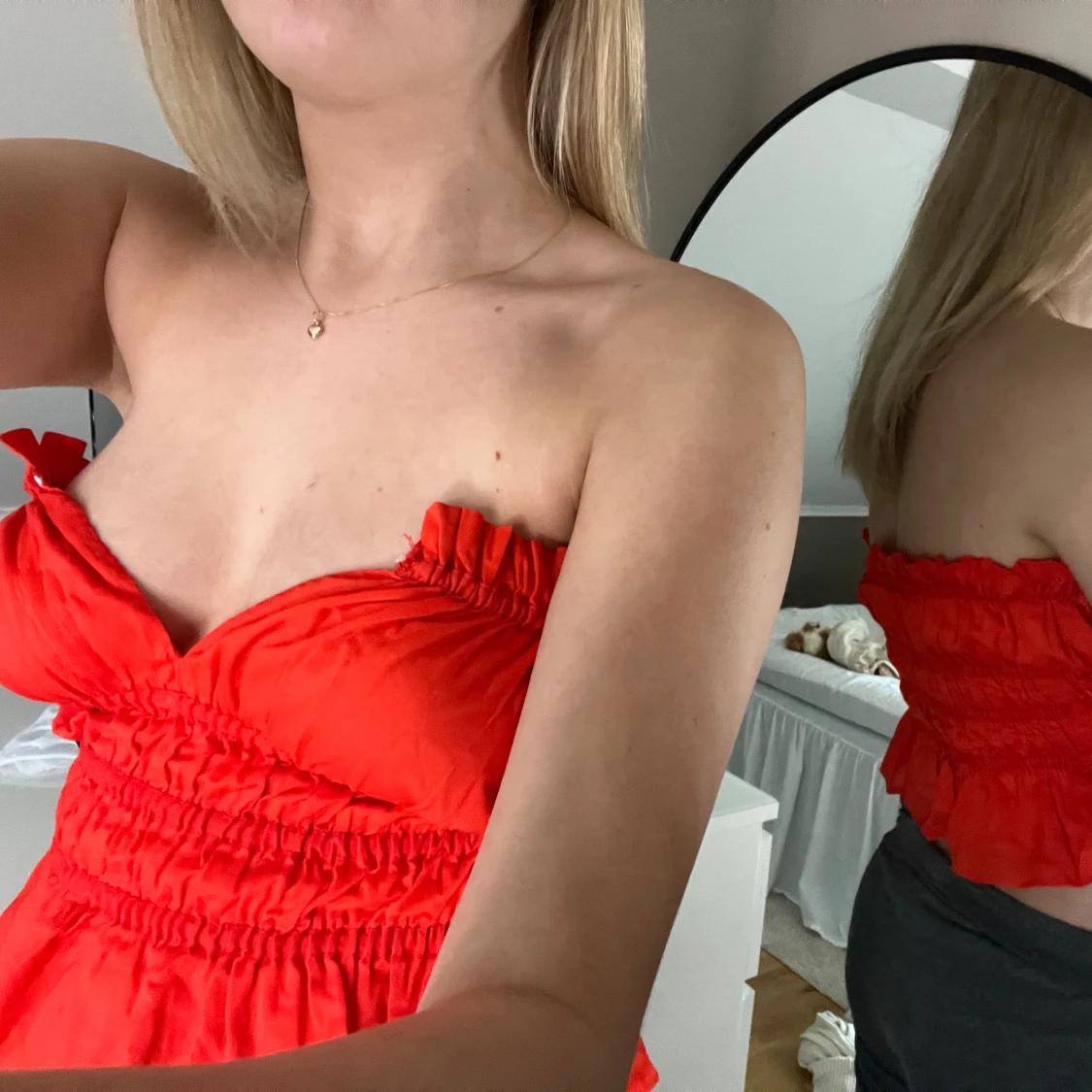 Röd bandeau tubtopp med volang - 1