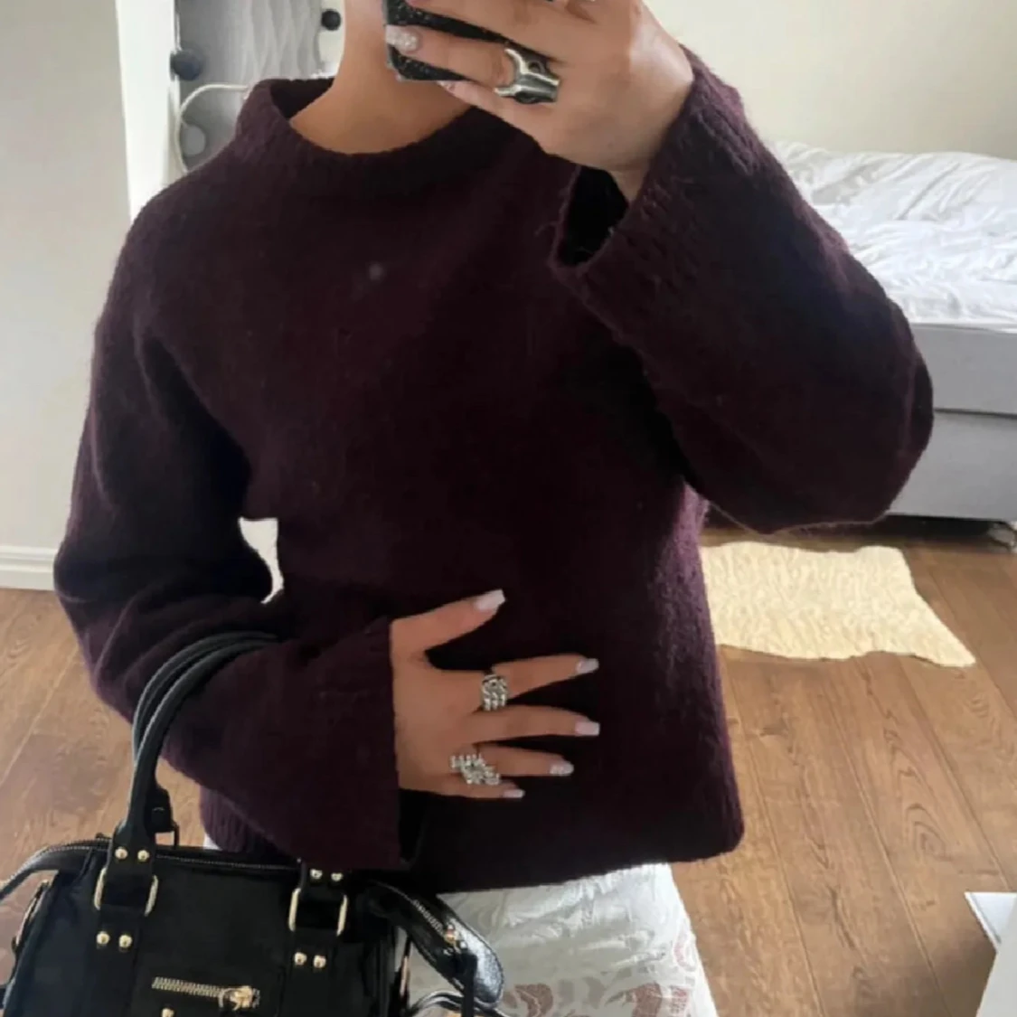 Vinröd stickad tröja - 1