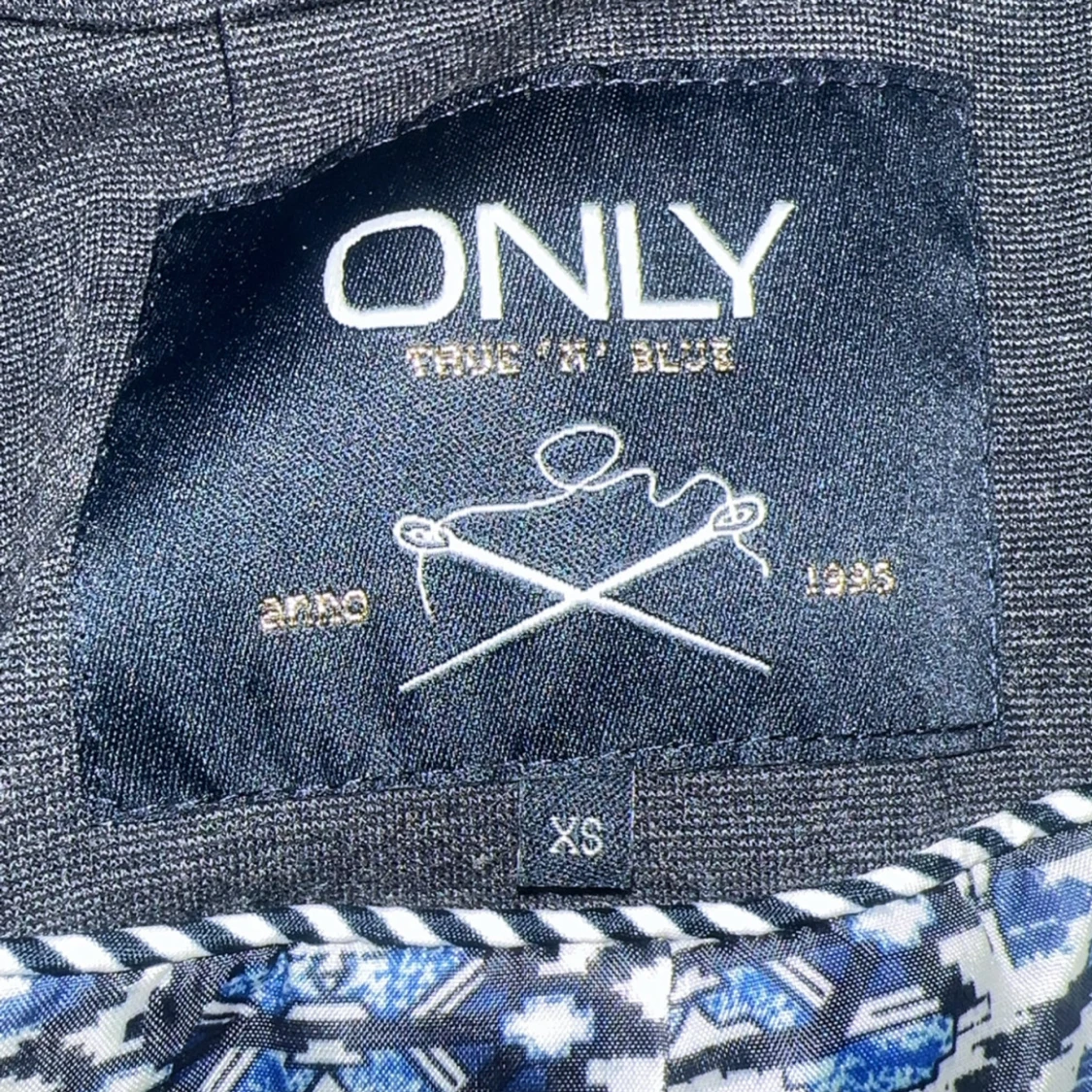 Grå jacka från only  - 2