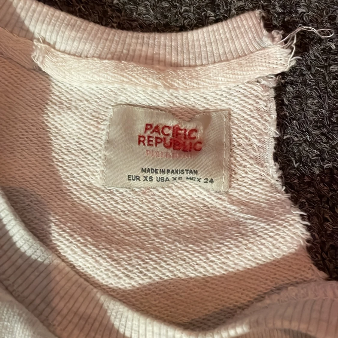 Vit croppad offshoulder sweatshirt Florida USA - 2