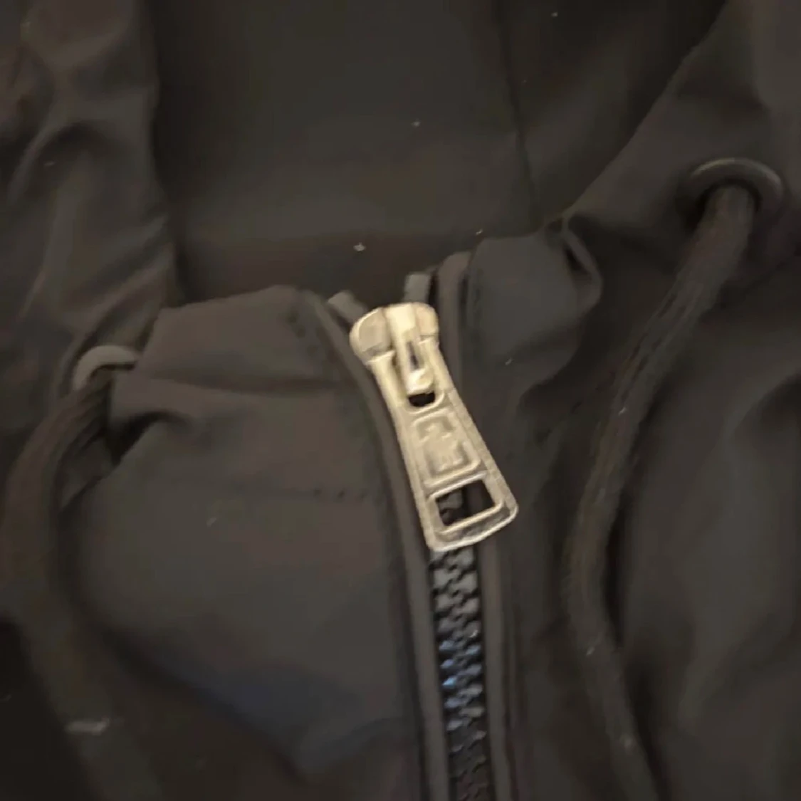 Svart vindjacka från Moncler - 2