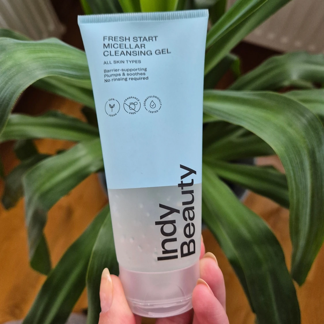 Indy Beauty Micellar Cleansing Gel - 1