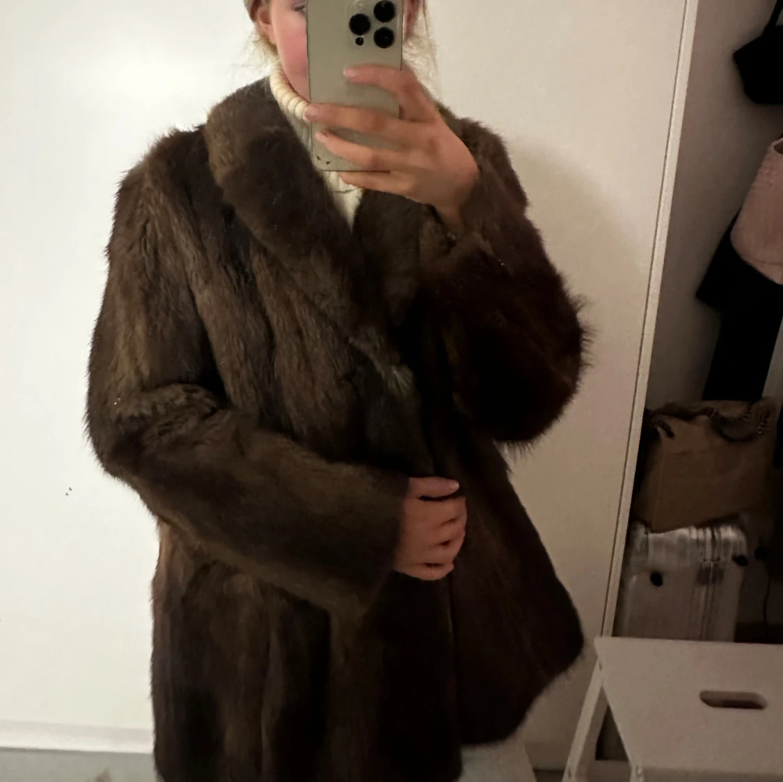 Brun äkta pälsjacka - 1