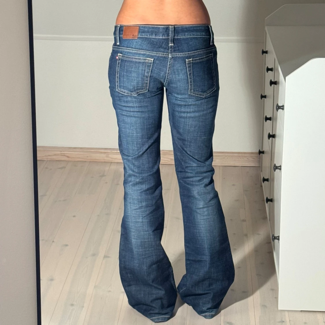 Low bootcut jeans  - 3