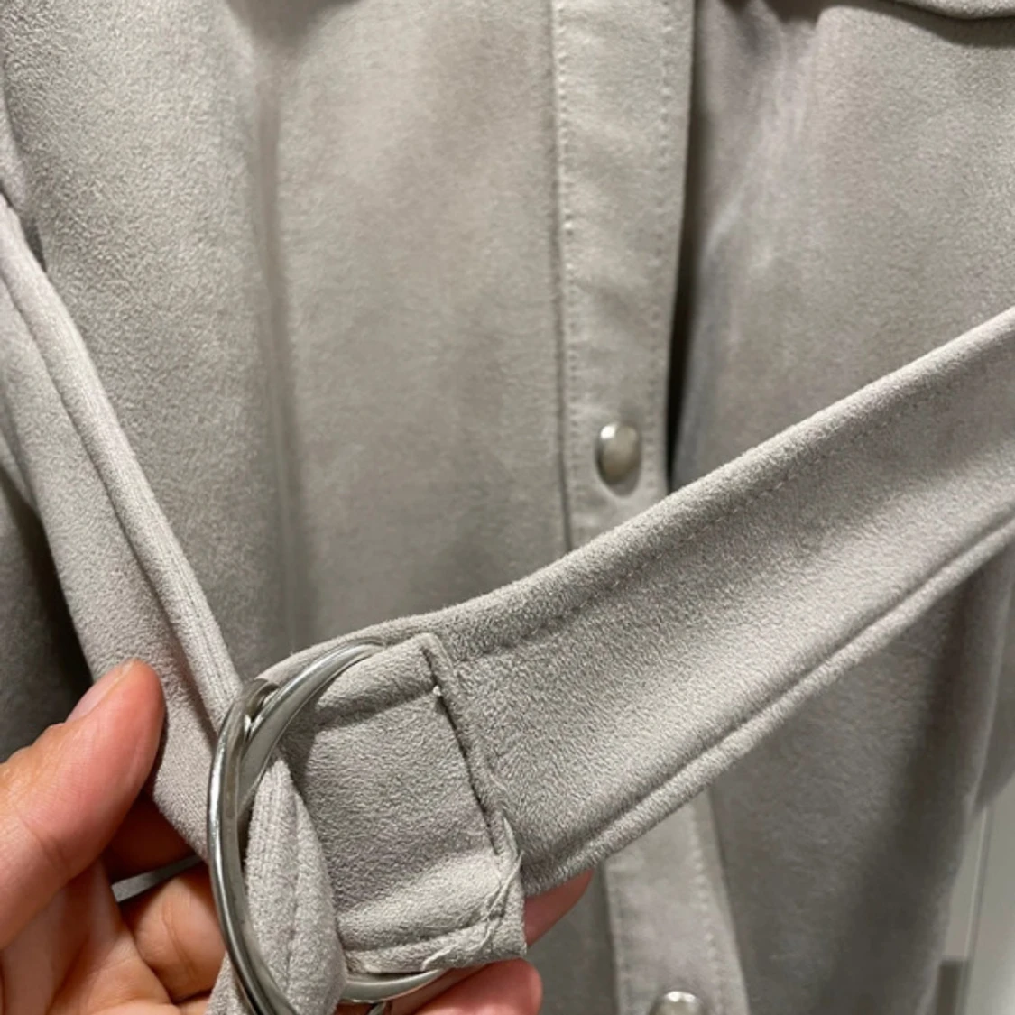 Grå jacka  från Pull&Bear - 3
