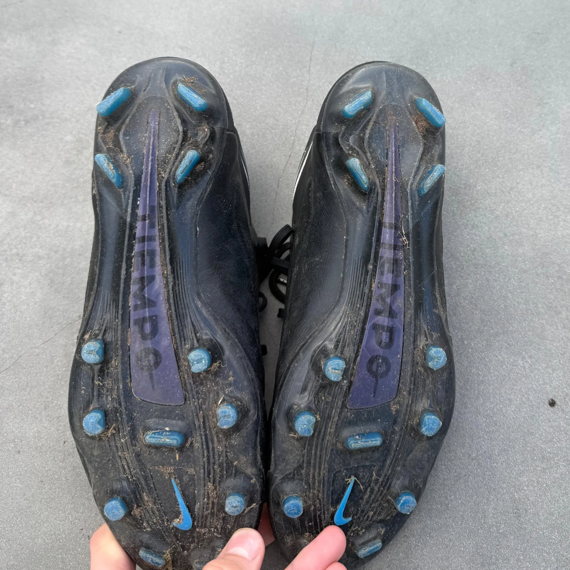 Nike Tiempo svarta fotbollsskor - 2