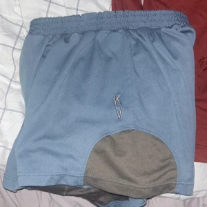 kriminalvården kläd kit storlek M - säljer mina kriminalvården kläder storlek medium felfria och rena