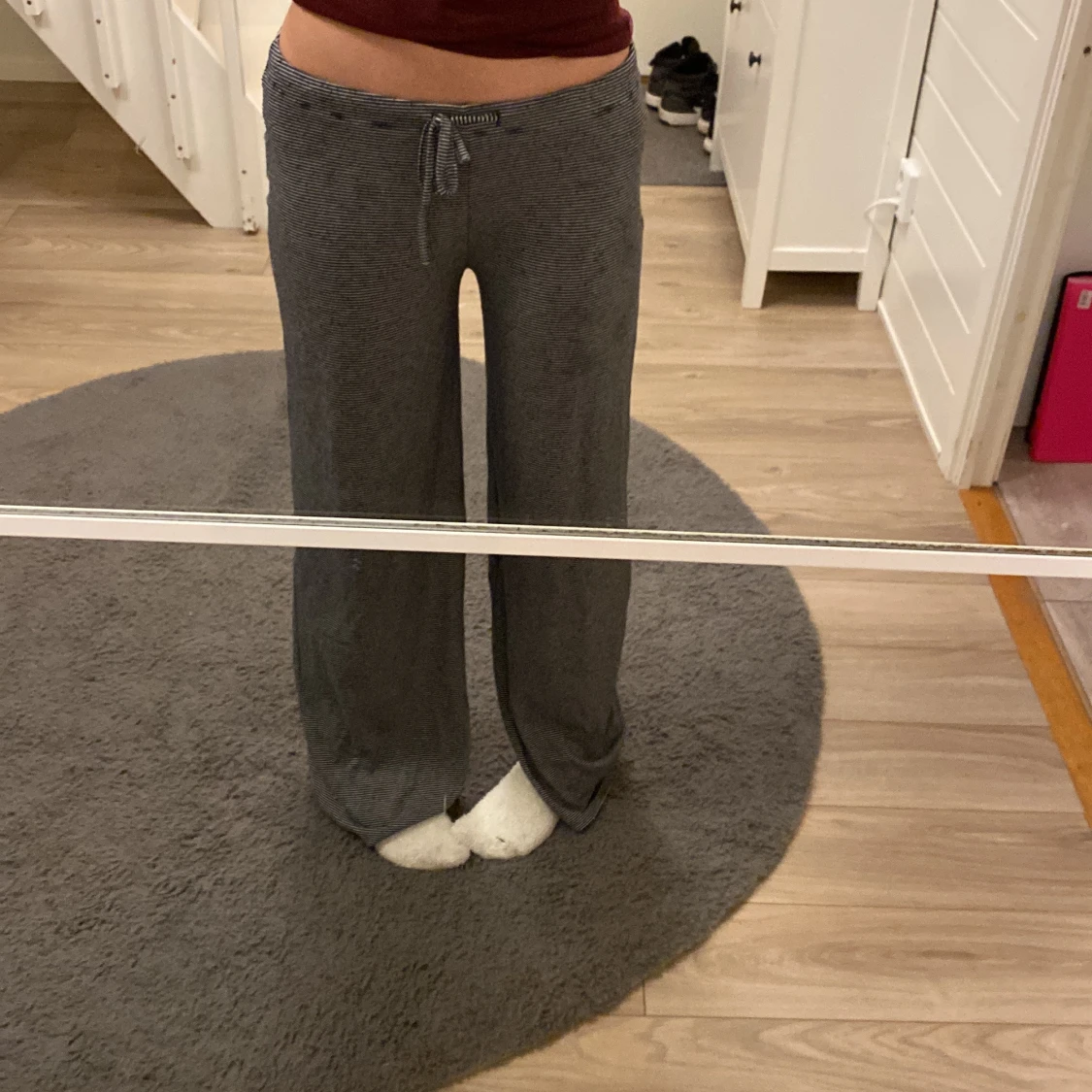 Randiga grå mjukisbyxor från 157 XS - 1