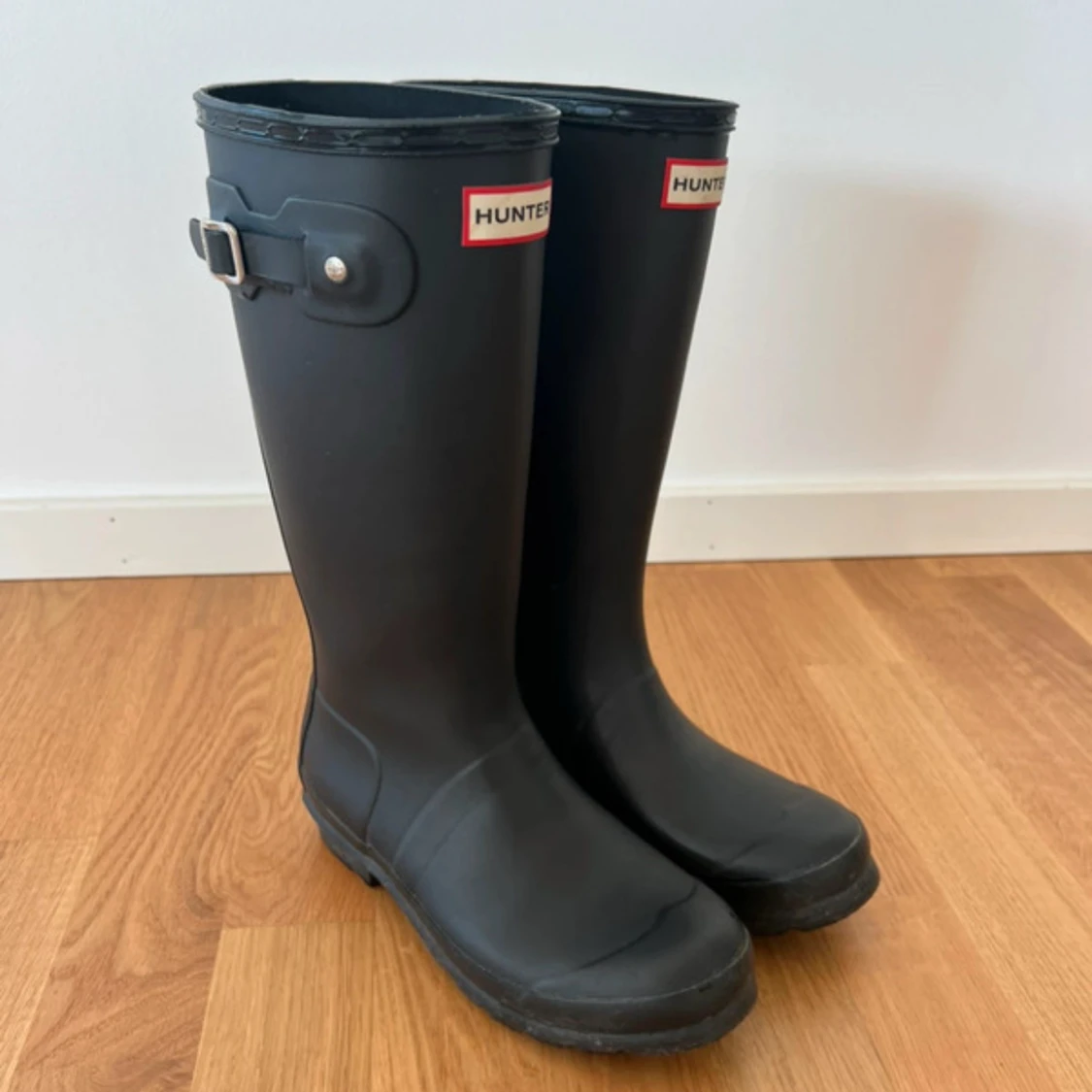 Svarta Hunter stövlar med spänne - 1