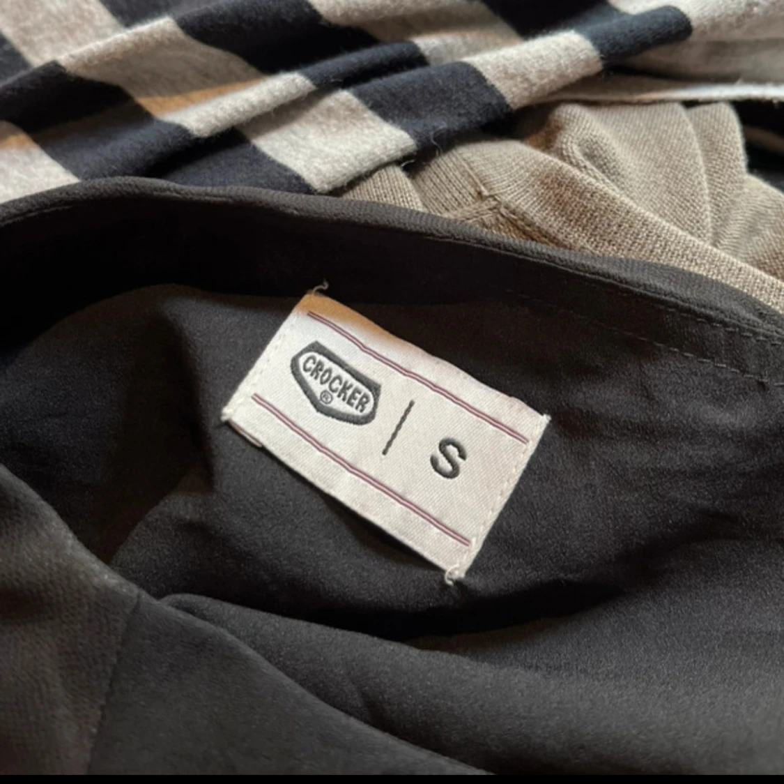 Svart ärmlös topp med leopardmönster - 3