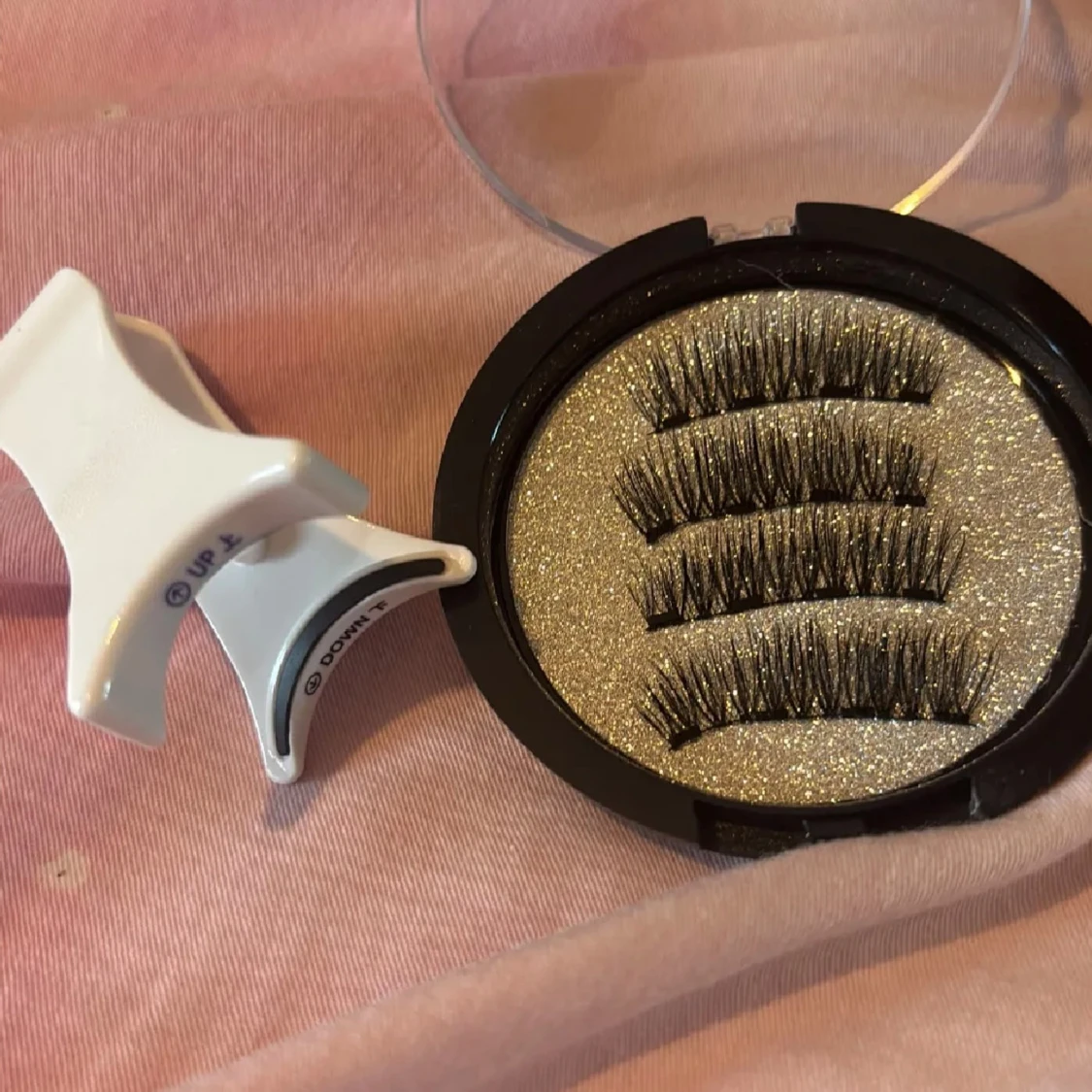 Magnetiska fransar 1st