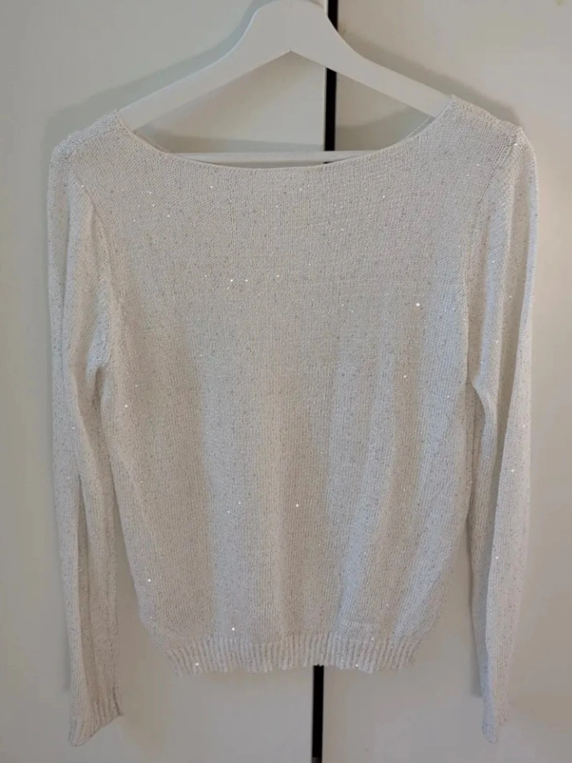 Glittrig ljus stickad tröja från Vila - 2
