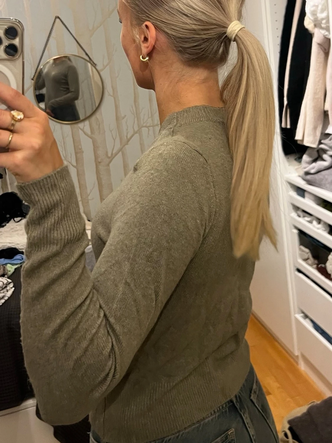 Olivgrön stickad tröja - 3