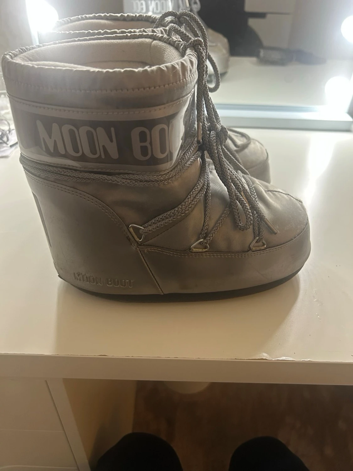 Silvriga Moon Boots med snörning - 2