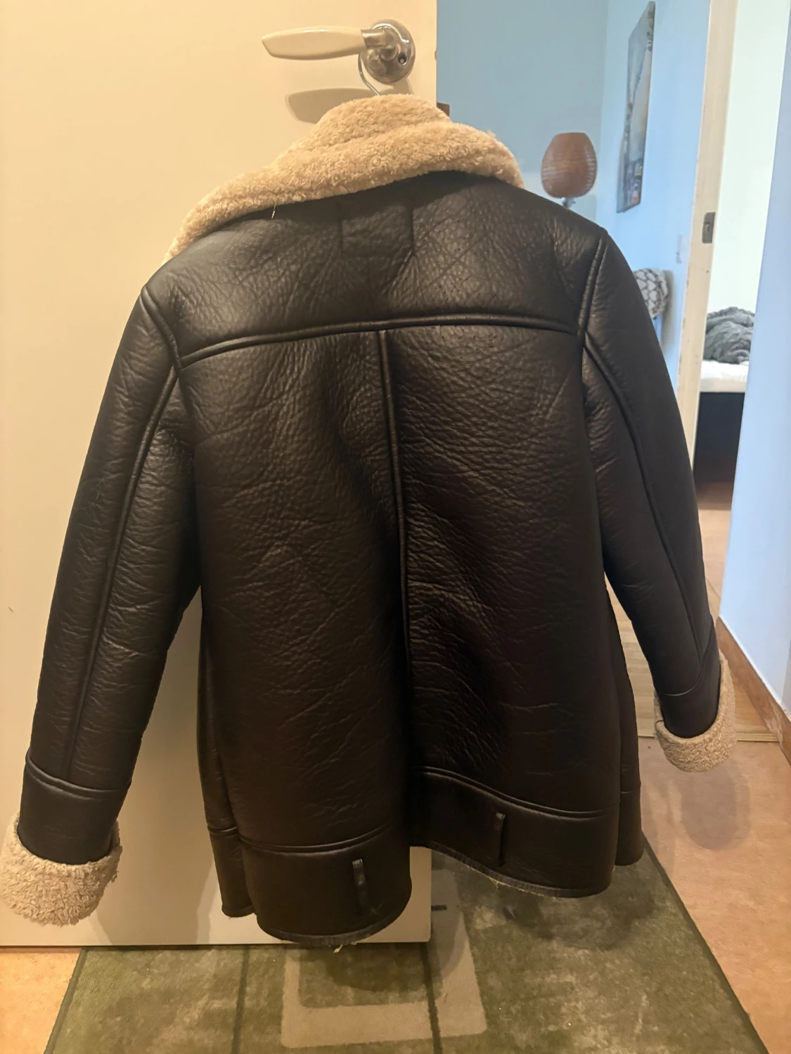 Svart teddyjacka från Stradivarius - 1