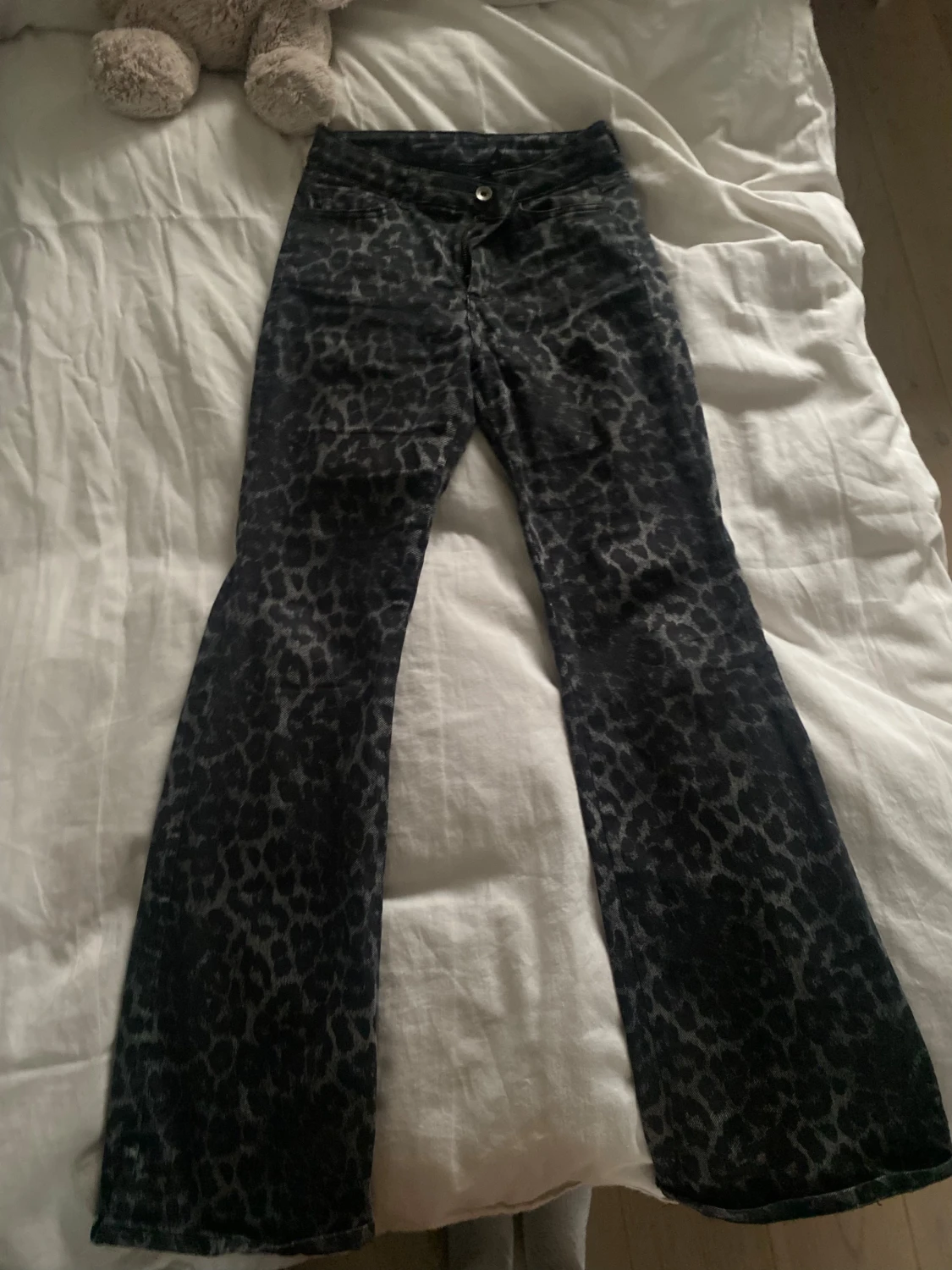 Leopardmönstrade byxor från Calzedonia - 4