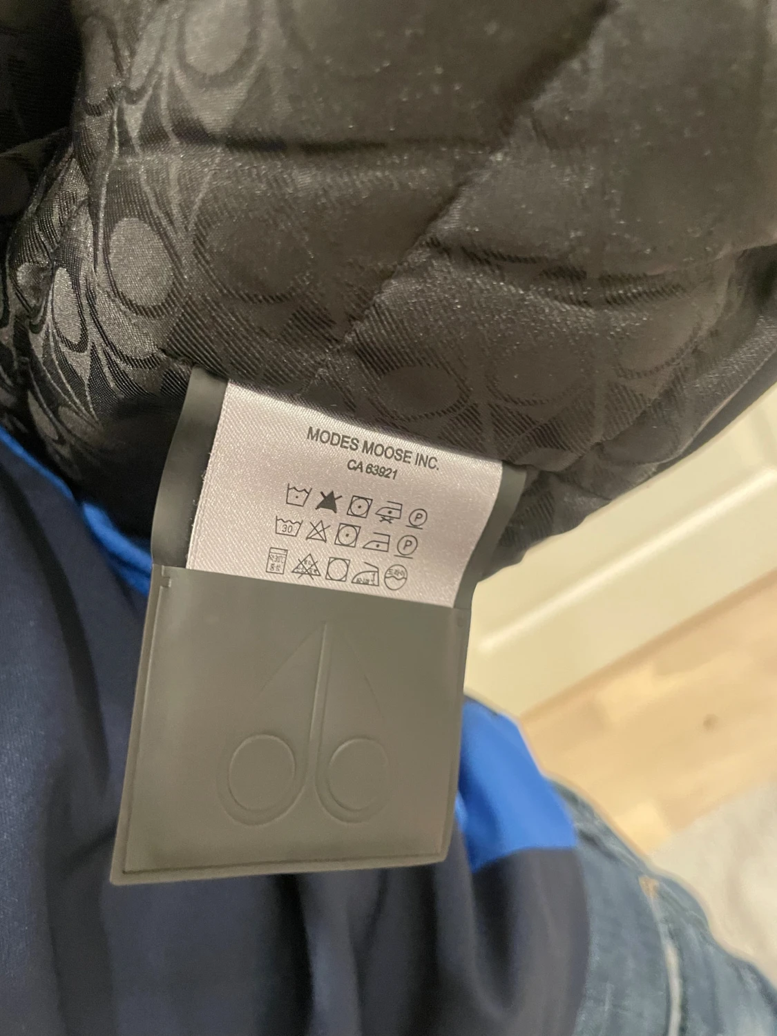 Svart teddyjacka från Moose Knuckles - 2