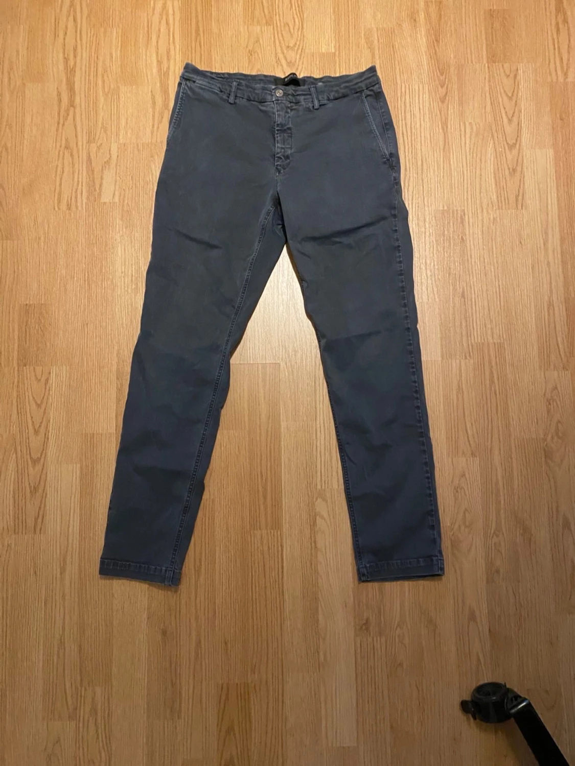 Replay Benni grå chinos herr