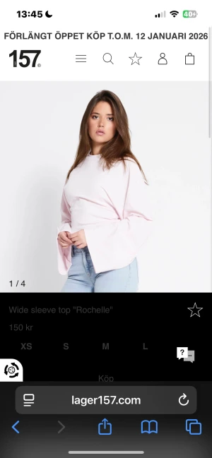 Ljusrosa topp med vida ärmar från Lager 157 - Ljusrosa topp med rund hals och riktigt vida ärmar som ger en cool och avslappnad vibe. Modellen heter 'Rochelle' och toppen är i ett mjukt, lätt material. Perfekt att styla med jeans för en trendig look. Helt oanvänd säljer pågrund av att den va för stor
