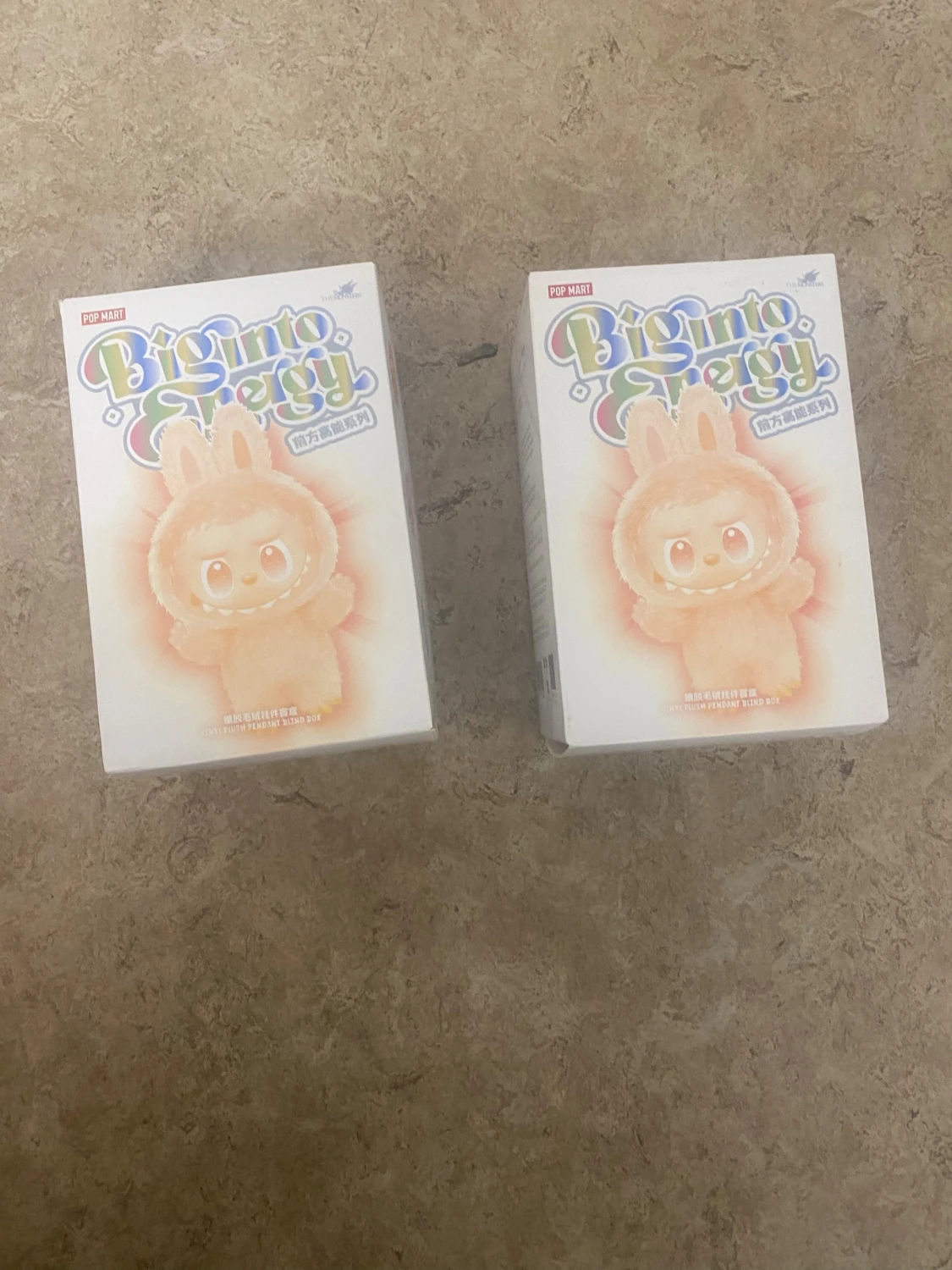 2st helt nya oöppnad Labubu!