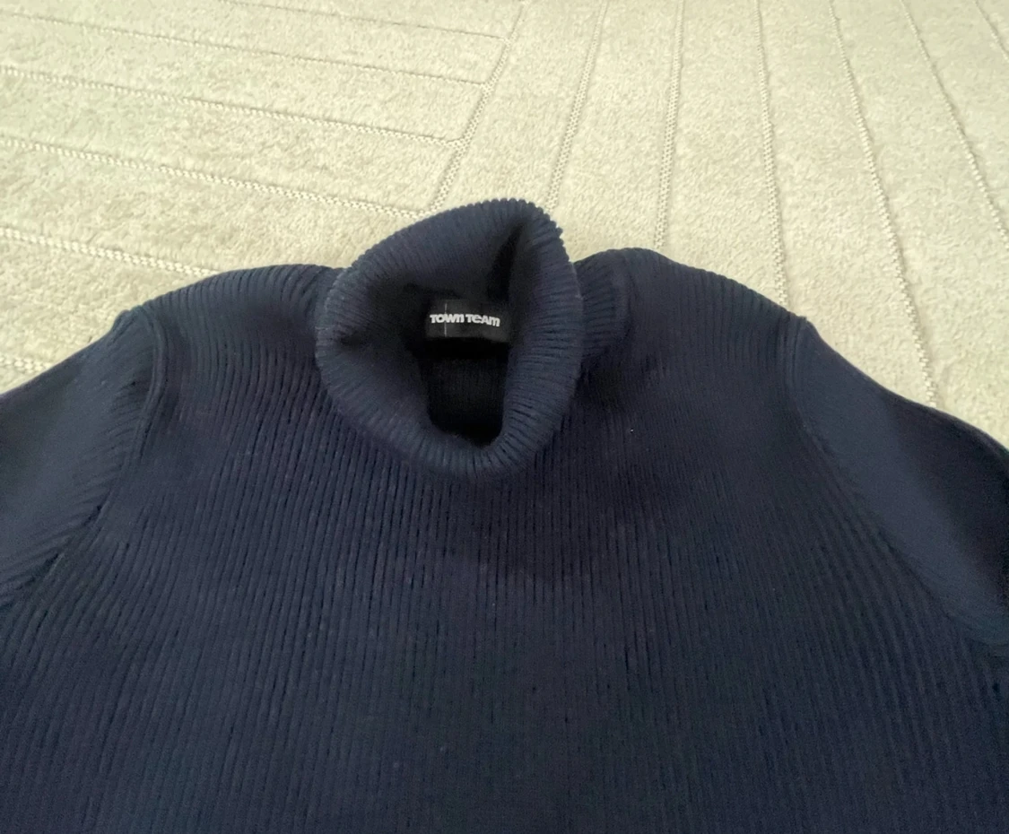 Mörkblå ribbad polotröja - 4