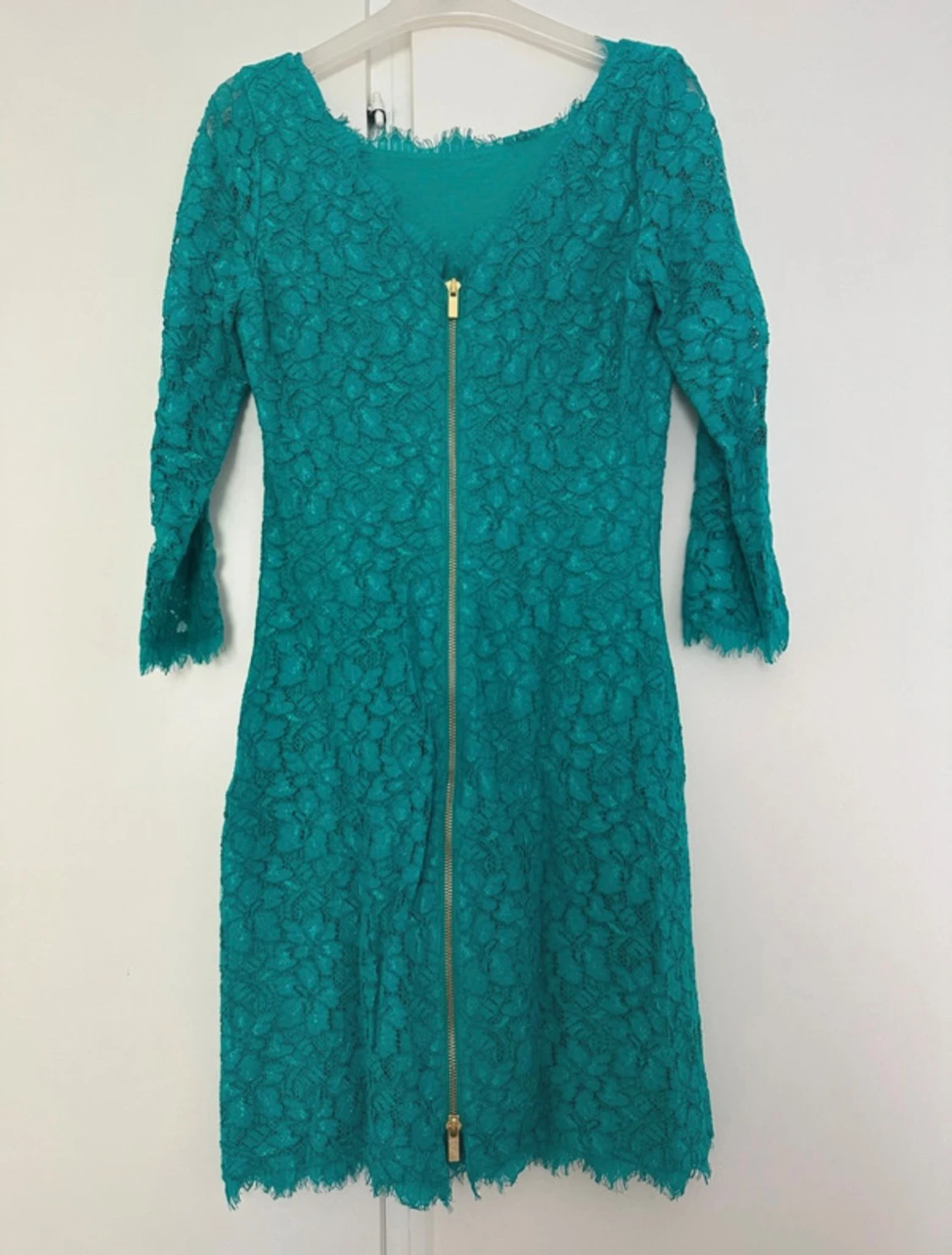 Grön spets klänning från Diane von Furstenberg - 3