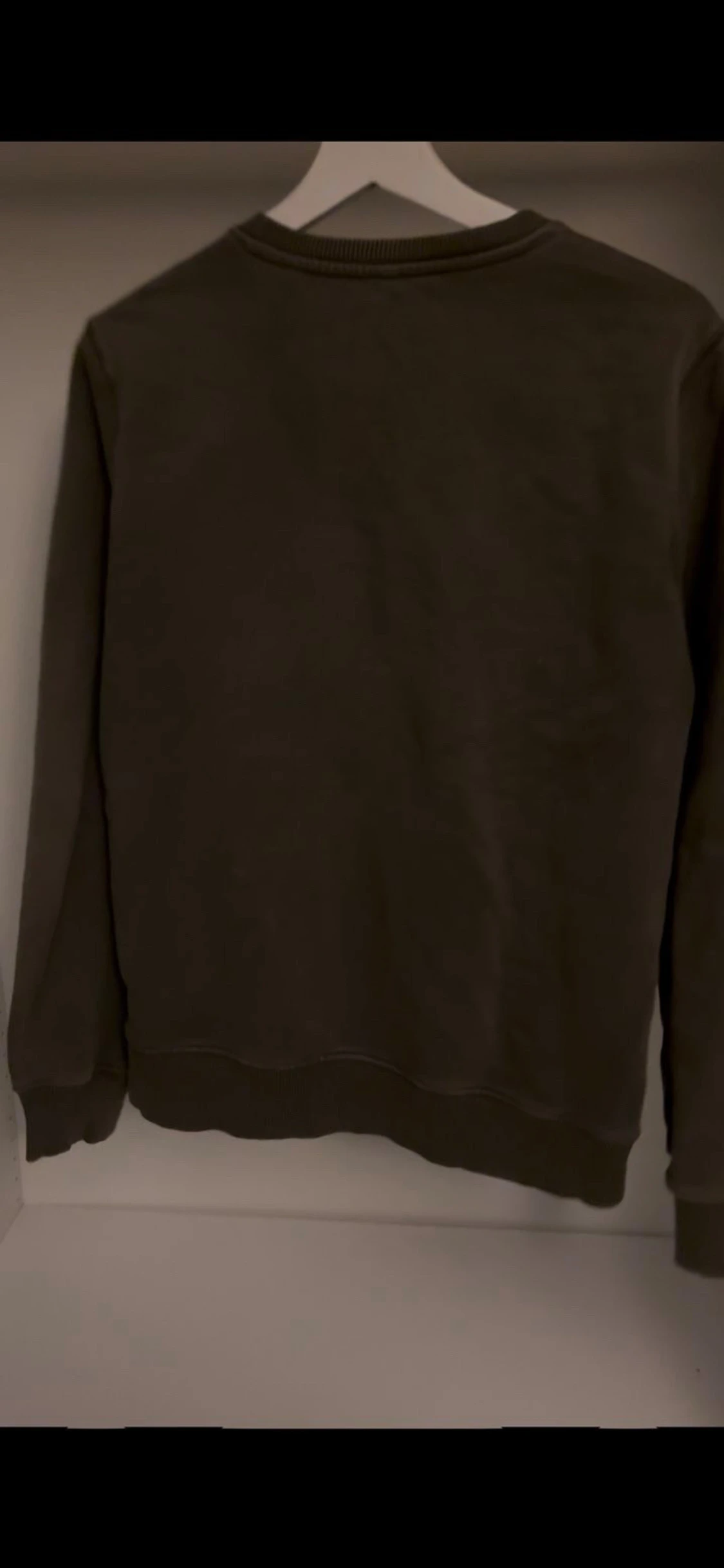 Mörkgrön tröja från nudie jeans - 2