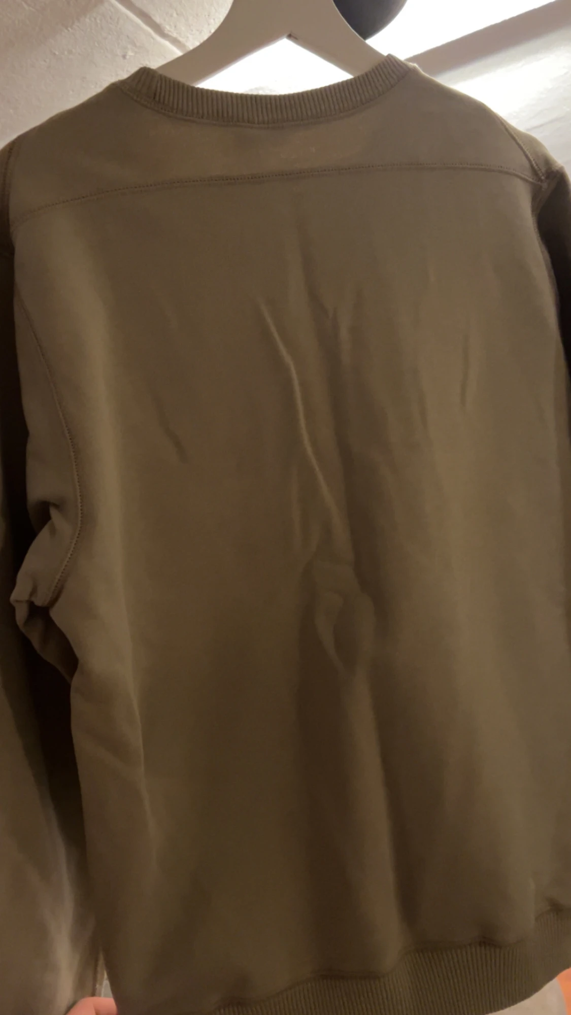 Beige sweatshirt från J.Lindeberg - 1